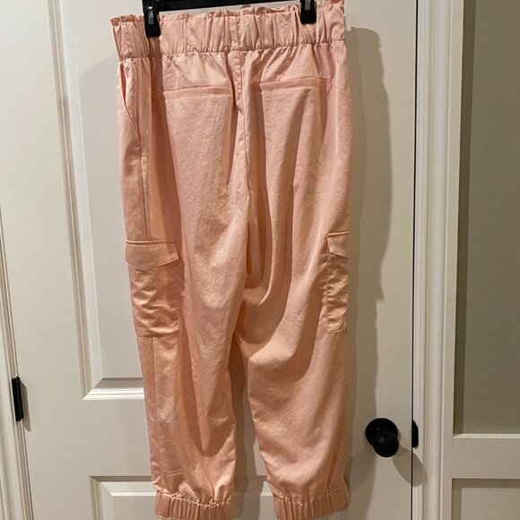 Express Pink Extreme High Rise Satin Cargo Jogger Size L NWT - Picture 7 of 11